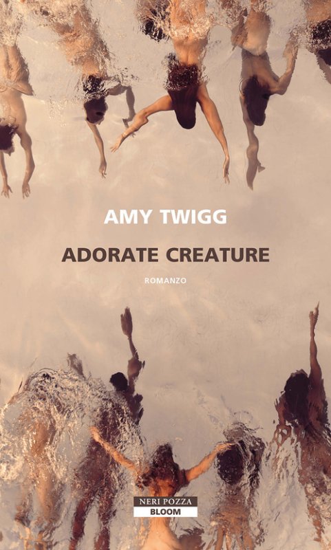 Adorate creature