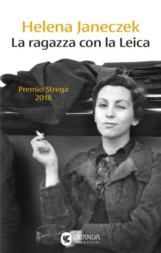 La ragazza con la Leica